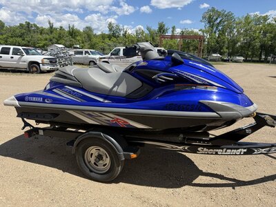 USED 2009 FZR SHO  **106 hrs ***