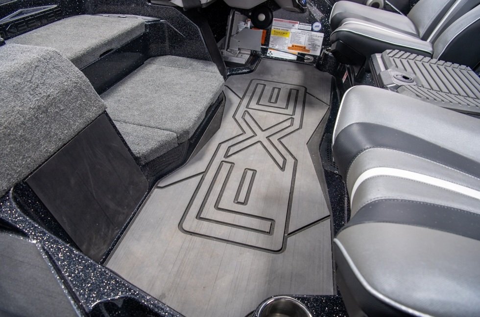 Skeeter FXE21 PRO