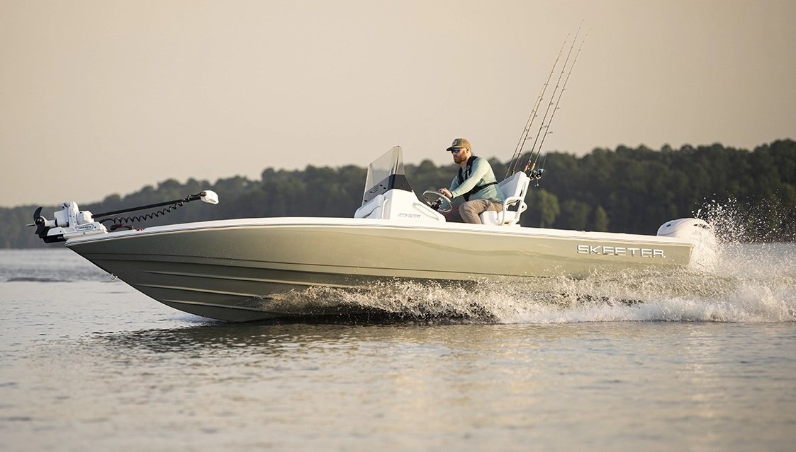 Skeeter SX221