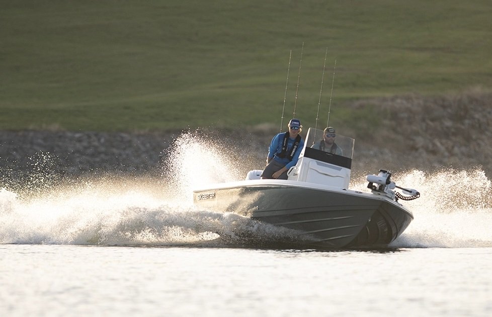 Skeeter SX221
