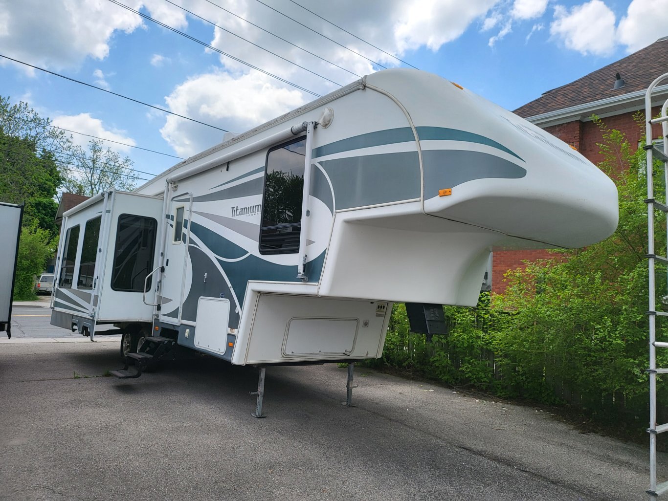 2007 Itasca Sunrise 33V