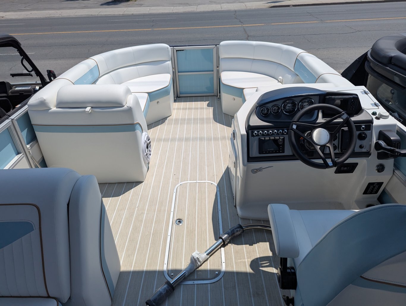 2025 South Bay 222CR Chill