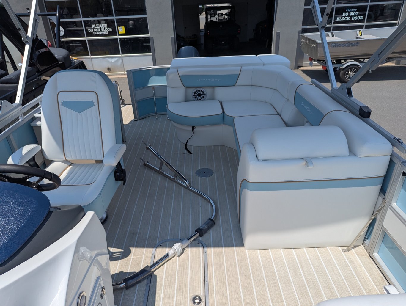 2025 South Bay 222CR Chill