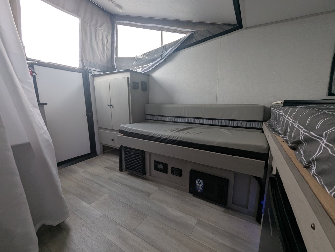 2024 Viking Premier 12.0