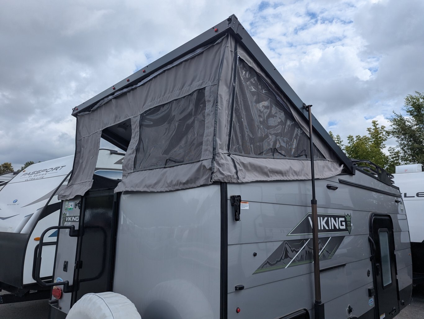 2024 Viking Premier 12.0