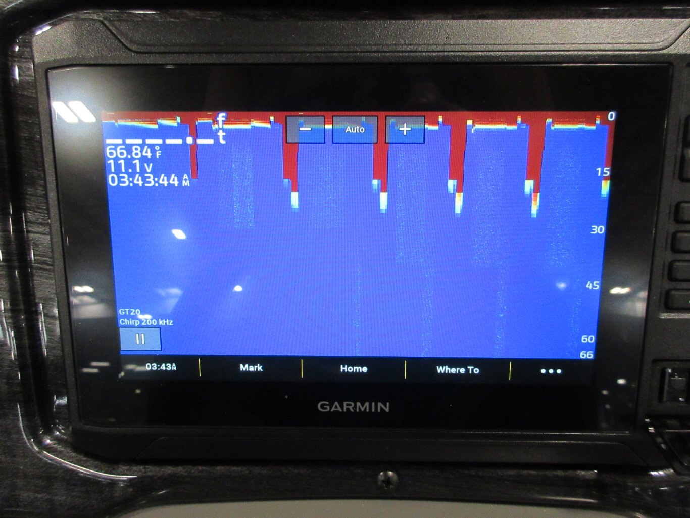 2025 Avalon 23 Venture 85 Rear Fish (115HP) Koolfab Charcoal