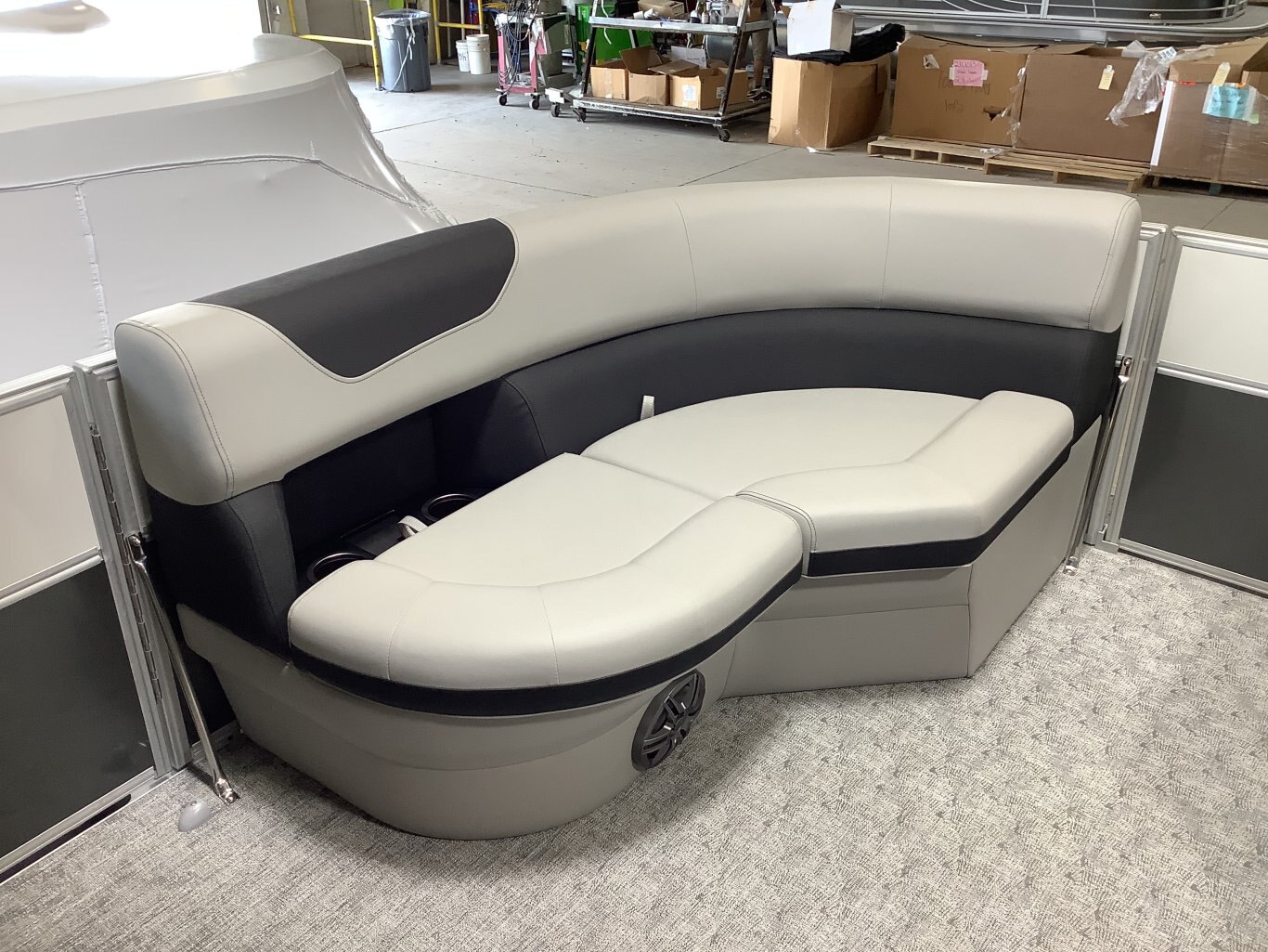 2026 South Bay 220RS LE 25 (60HP)