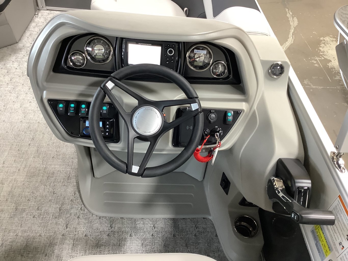 2026 South Bay 220RS LE 25 (60HP)