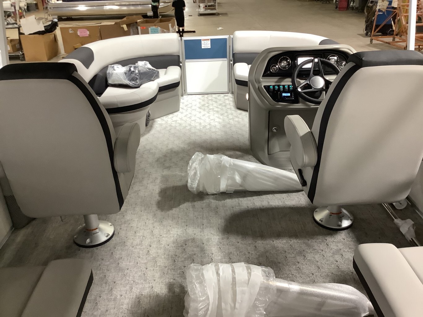 2026 South Bay 220RS LE 25 (60 HP)