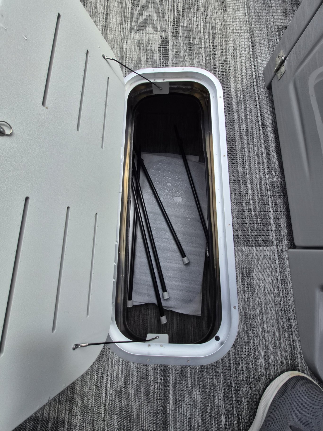 Gorgeous 2026 Bentley 223 Quad Swing Back with Suzuki DF140 Stealth