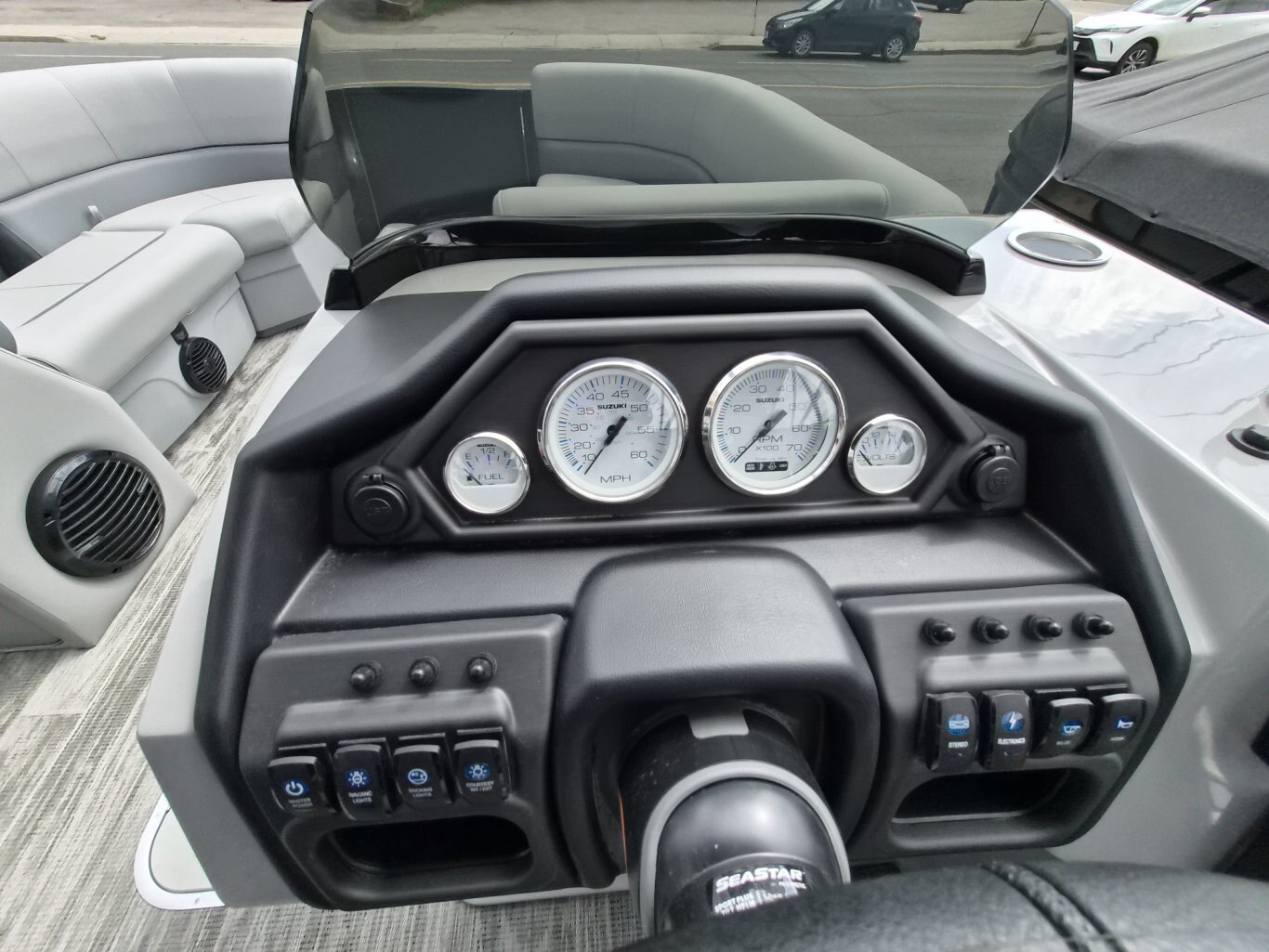 Gorgeous 2026 Bentley 223 Quad Swing Back with Suzuki DF140 Stealth