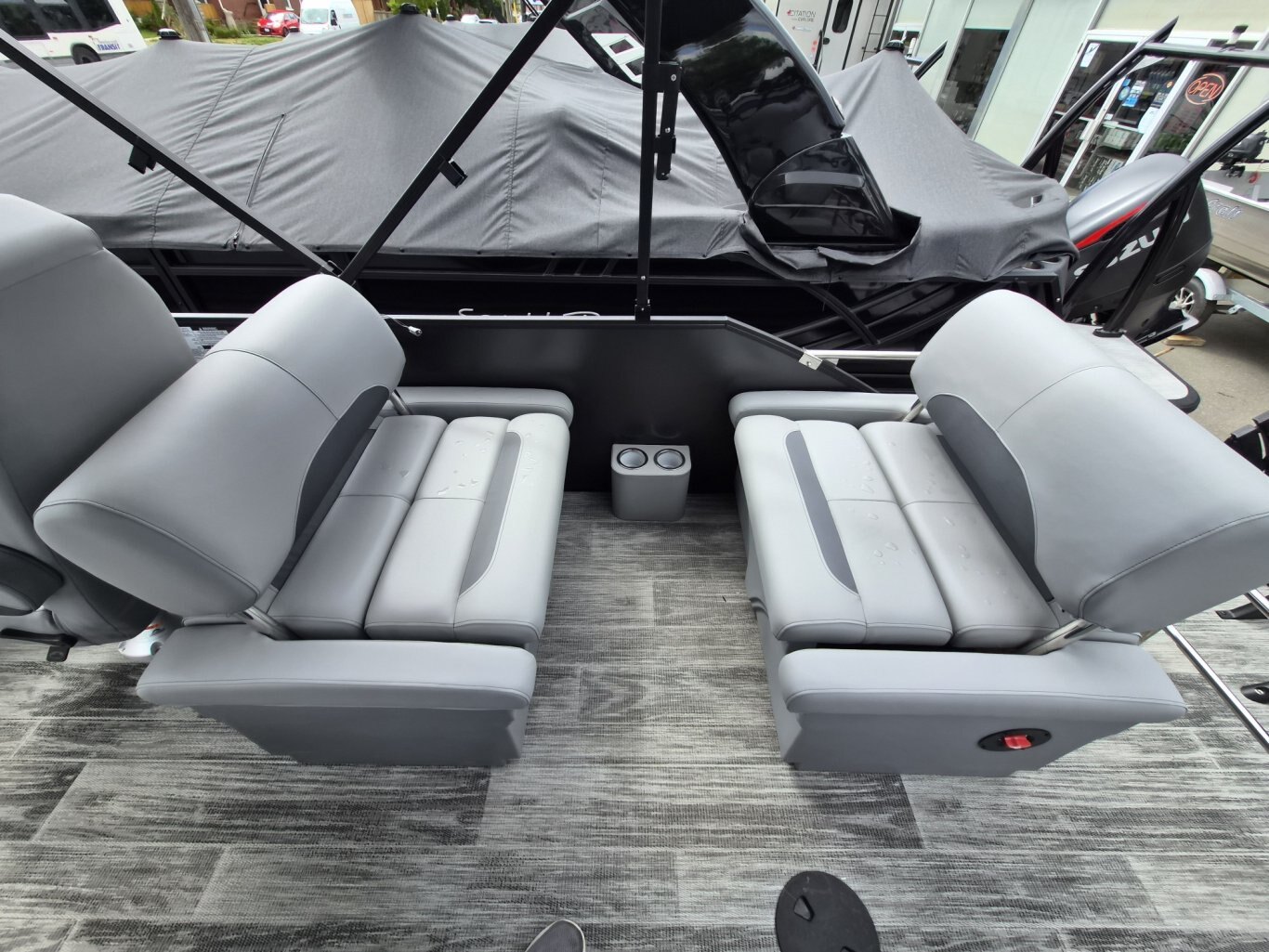 Gorgeous 2026 Bentley 223 Quad Swing Back with Suzuki DF140 Stealth