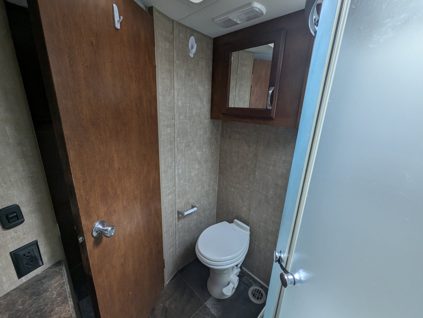 2015 K Z Durango 1500