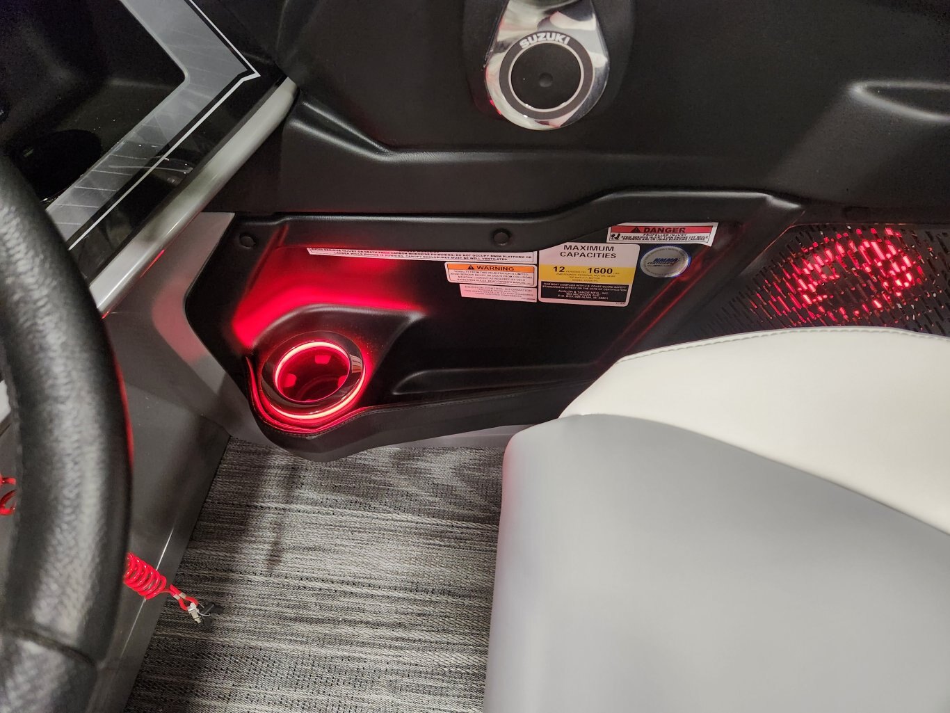 2026 Avalon Catalina 23' Quad Lounger – Shift Windshield | Koolfab Charcoal | Platinum Edition