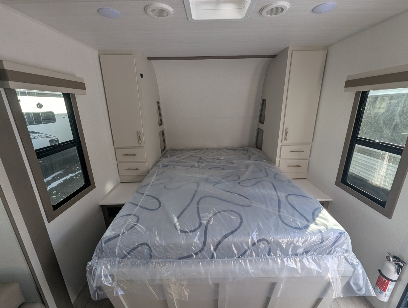 2026 East to West Alta 1900MMK