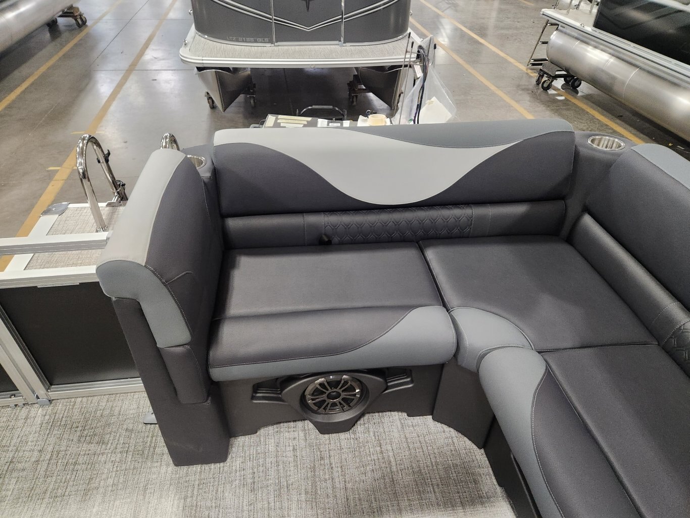 2026 Avalon 1980 CR Venture Platinum