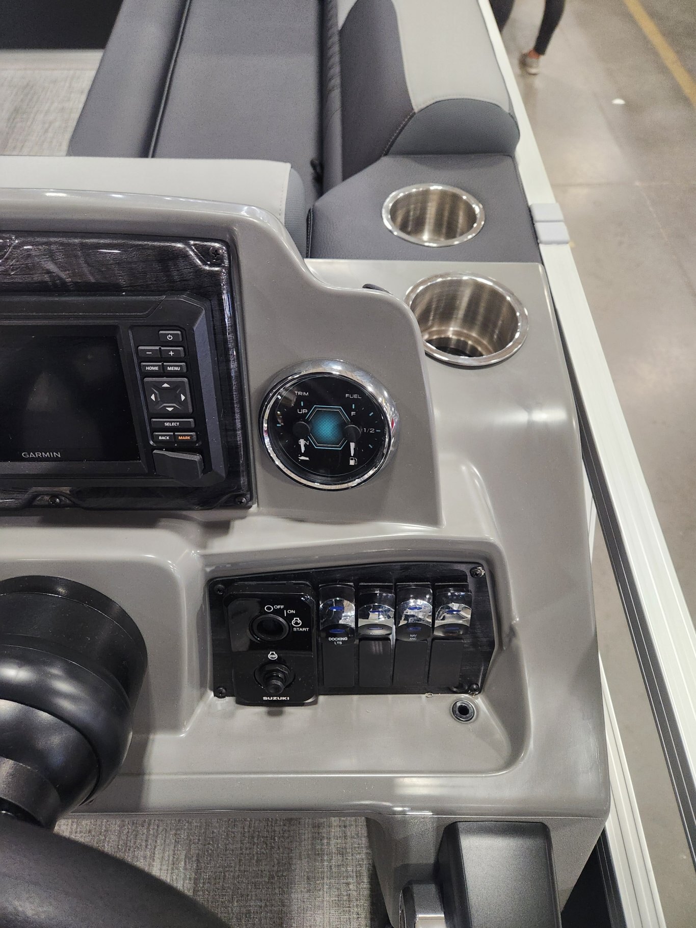 2026 Avalon 1980 CR Venture Platinum