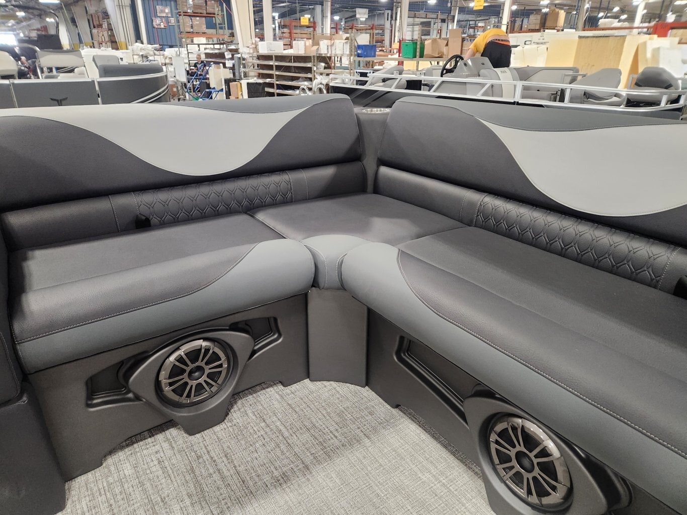 2026 Avalon 1980 CR Venture Platinum