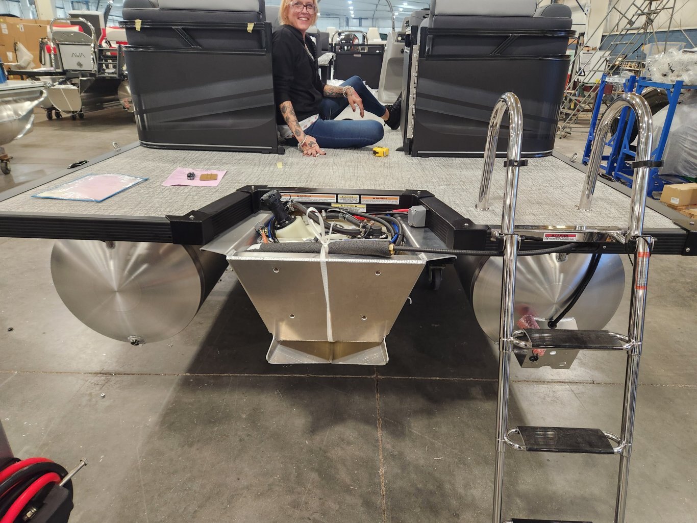 2026 Avalon 21 Venture Quad Lounger