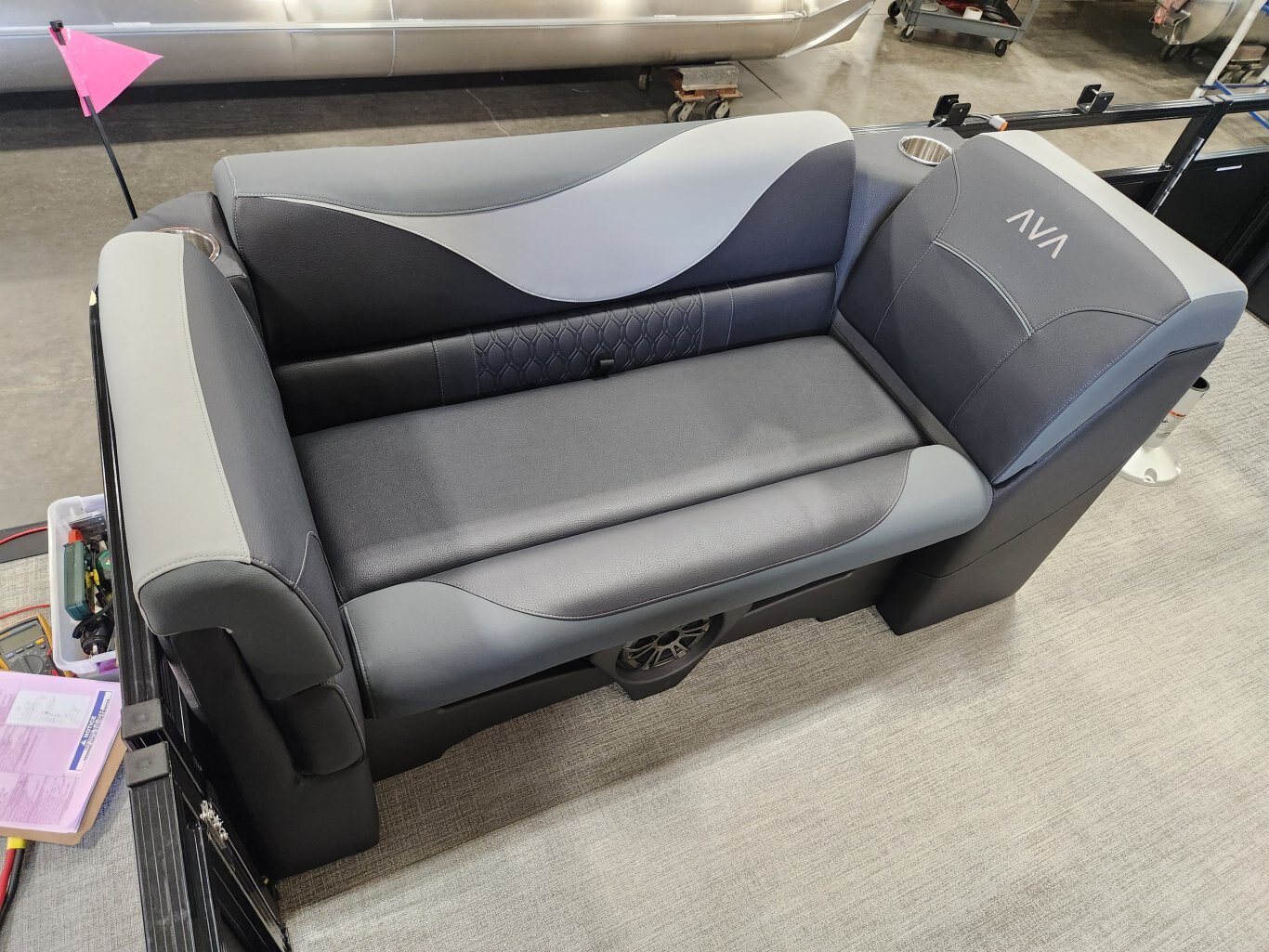 2026 Avalon 21 Venture Quad Lounger