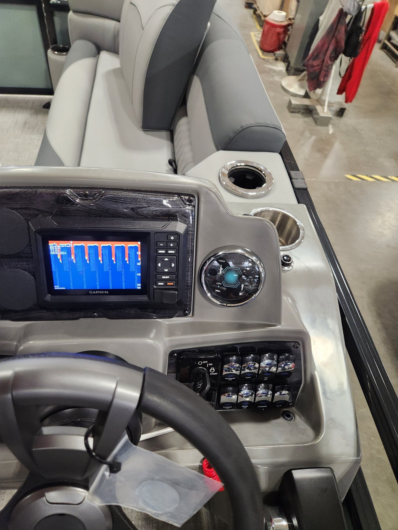 2026 Avalon 21' 85 VRB Venture Platinum