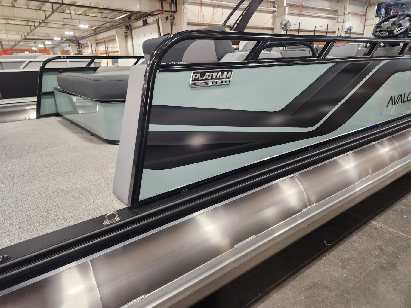 2026 Avalon 21' 85 VRB Venture Platinum