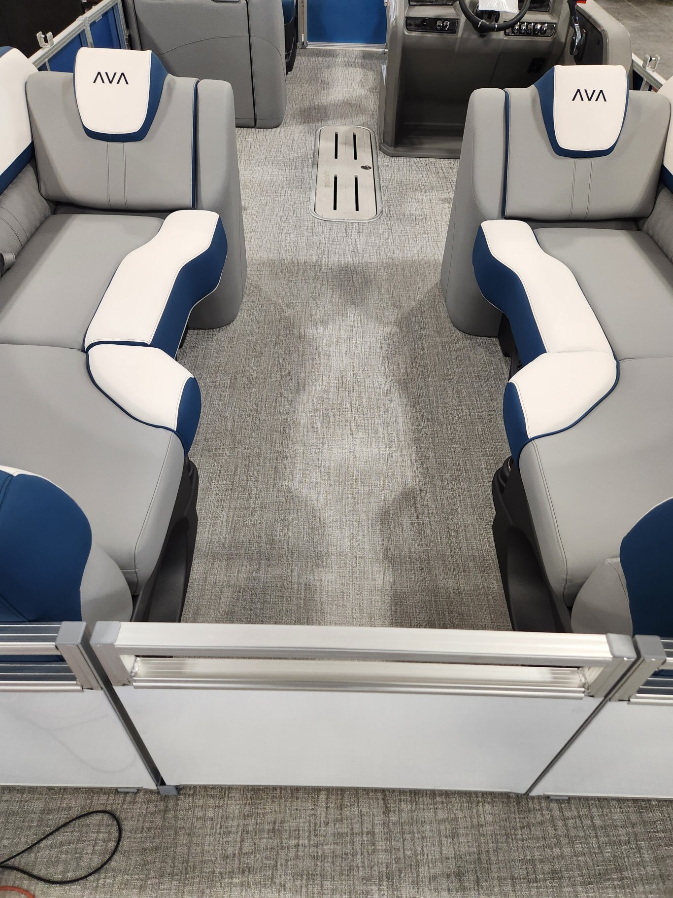 2026 Avalon 2385 QL LSZ PLATINUM