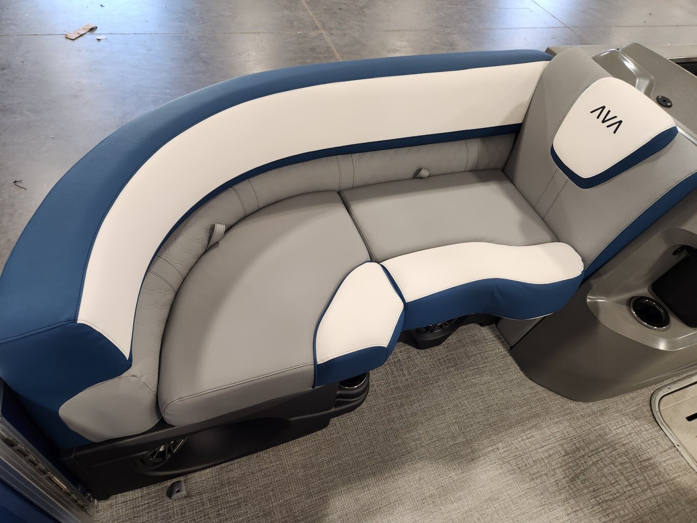 2026 Avalon 2385 QL LSZ PLATINUM