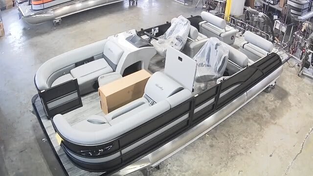 2026 Bentley Legacy 223 Quad Swingback