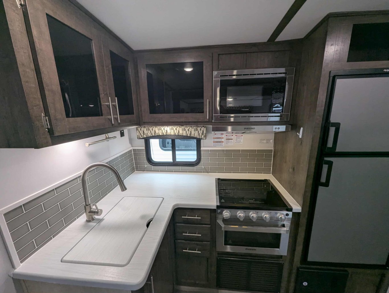 2021 Riverside RV Intrepid 281DDB