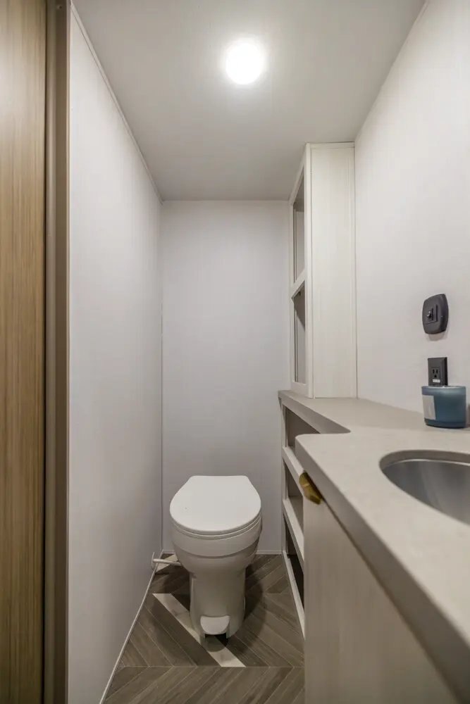 2026 Ozark 1610FB Limited Edition