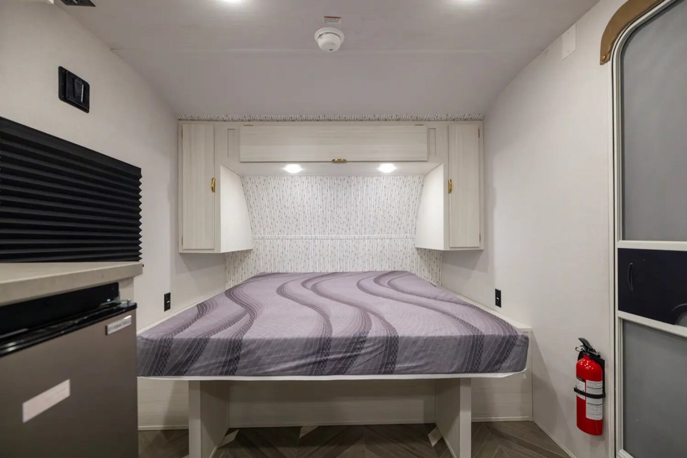 2026 Ozark 1610FB Limited Edition