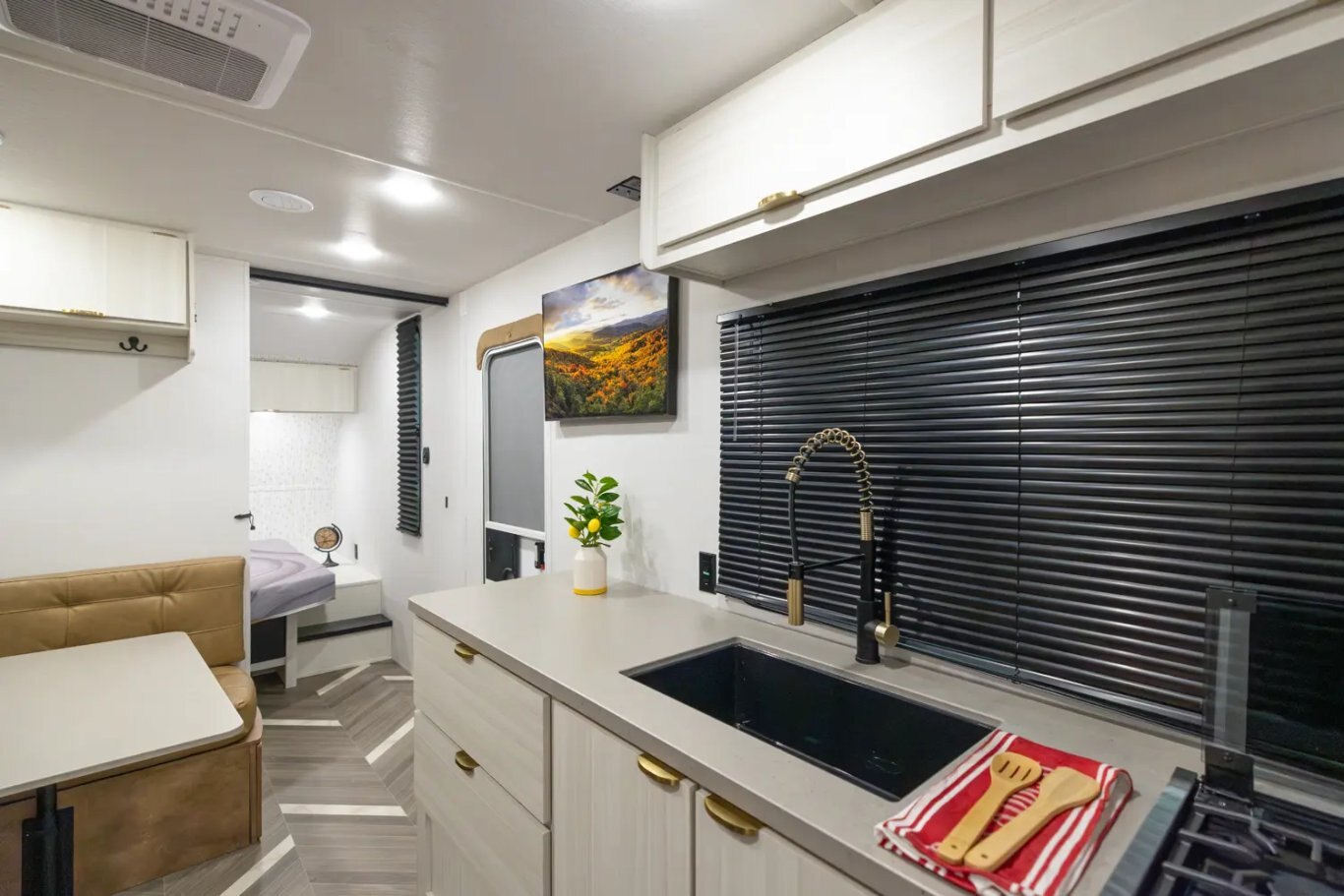 2026 Ozark 2300RB Limited Edition