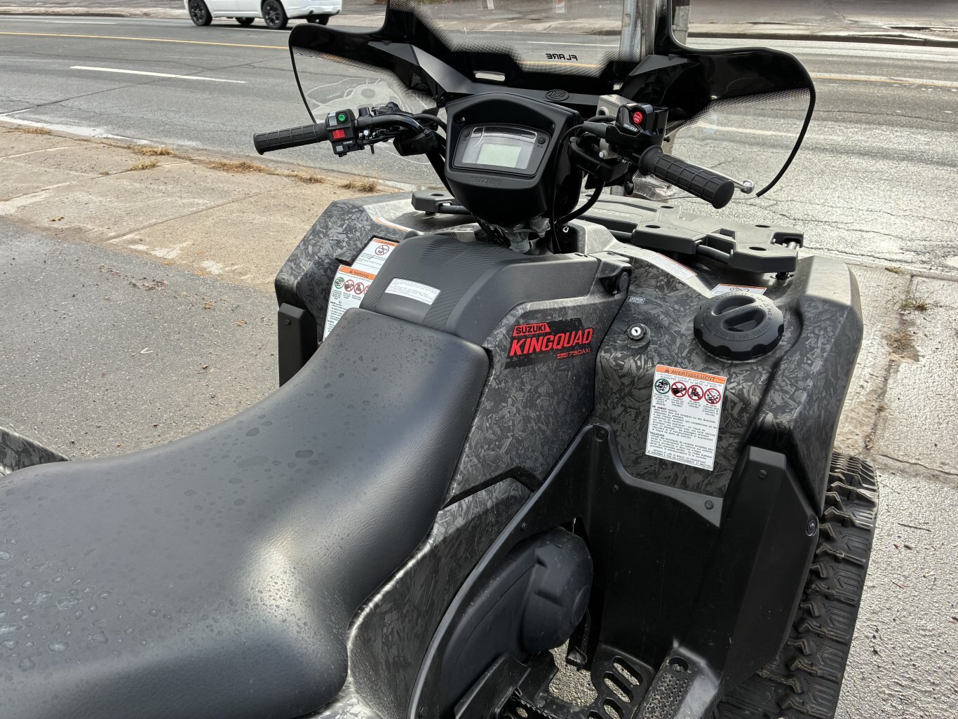 Suzuki Kingquad 750 XPZ with FX Commander Tracks & Windshield