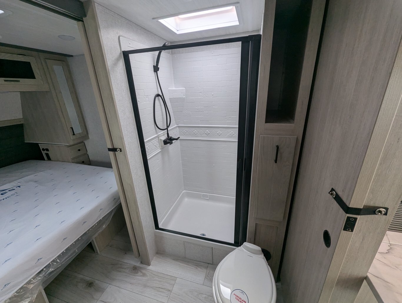 2026 East to West Alta 2850 KRL