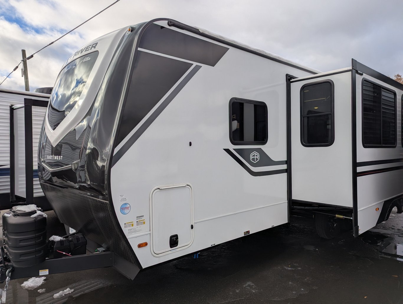 2026 East to West Alta 2600 KRB