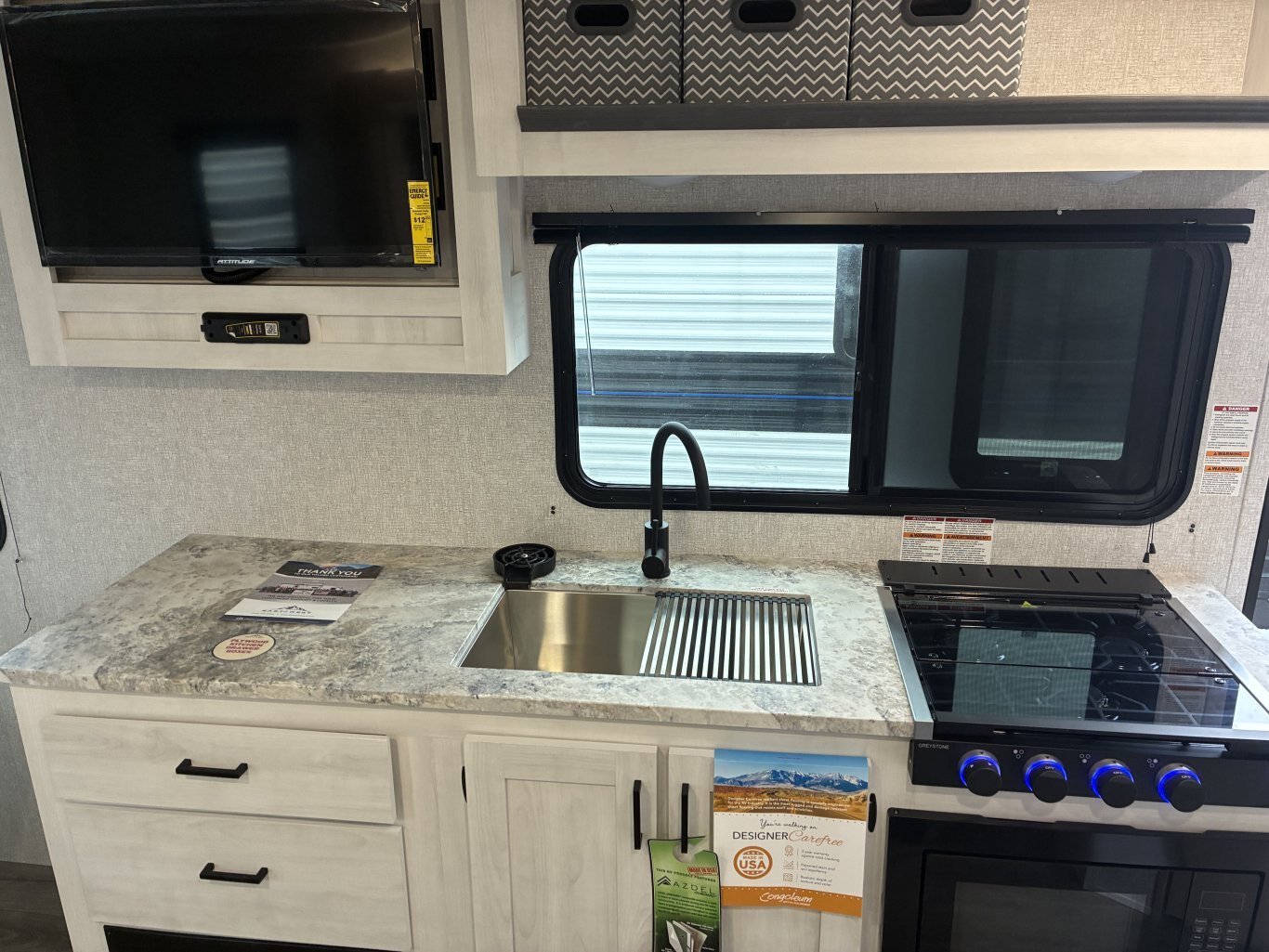 2026 East to West Longitude 185RB