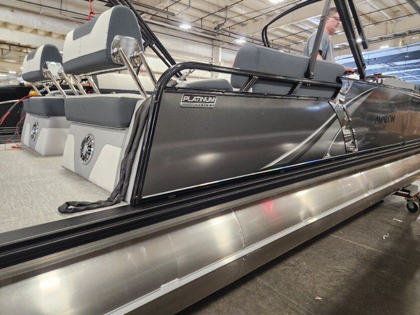 2026 Avalon 23 LSZ Quad Lounger Shift 200HP