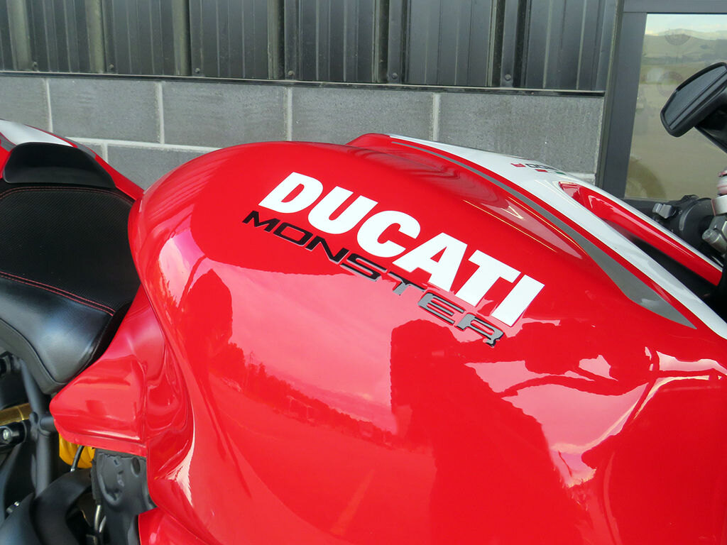 2016 Ducati Monster 1200 R Red