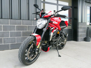 2016 Ducati Monster 1200 R Red