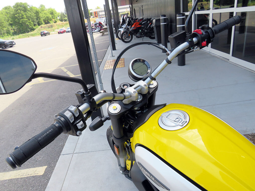 2022 Ducati Scrambler Icon 62 Yellow