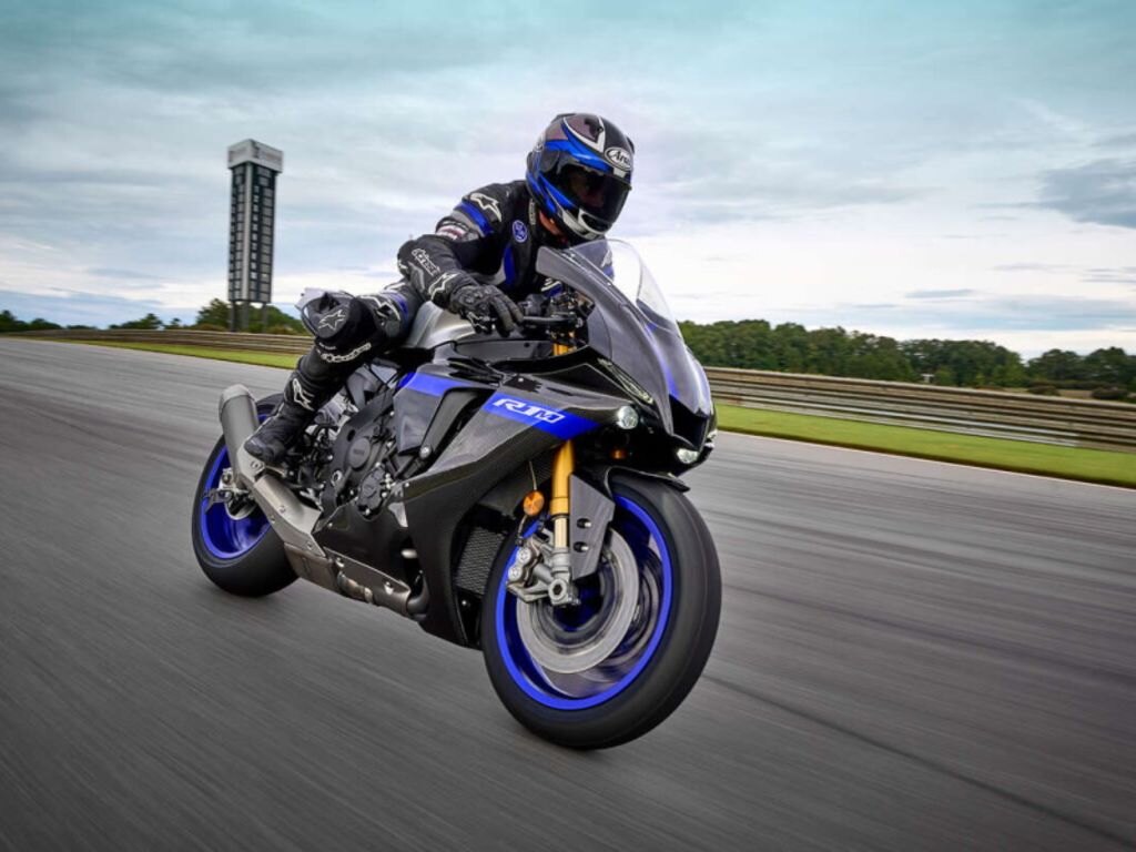 2023 Yamaha YZF R1M