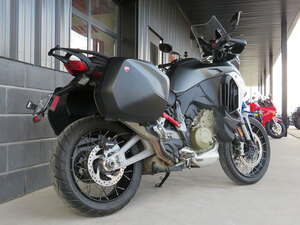 2021 Ducati Multistrada V4S Aviator Grey / Spoked Wheels
