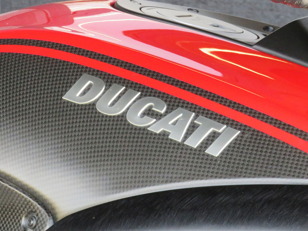 2013 Ducati Diavel Carbon