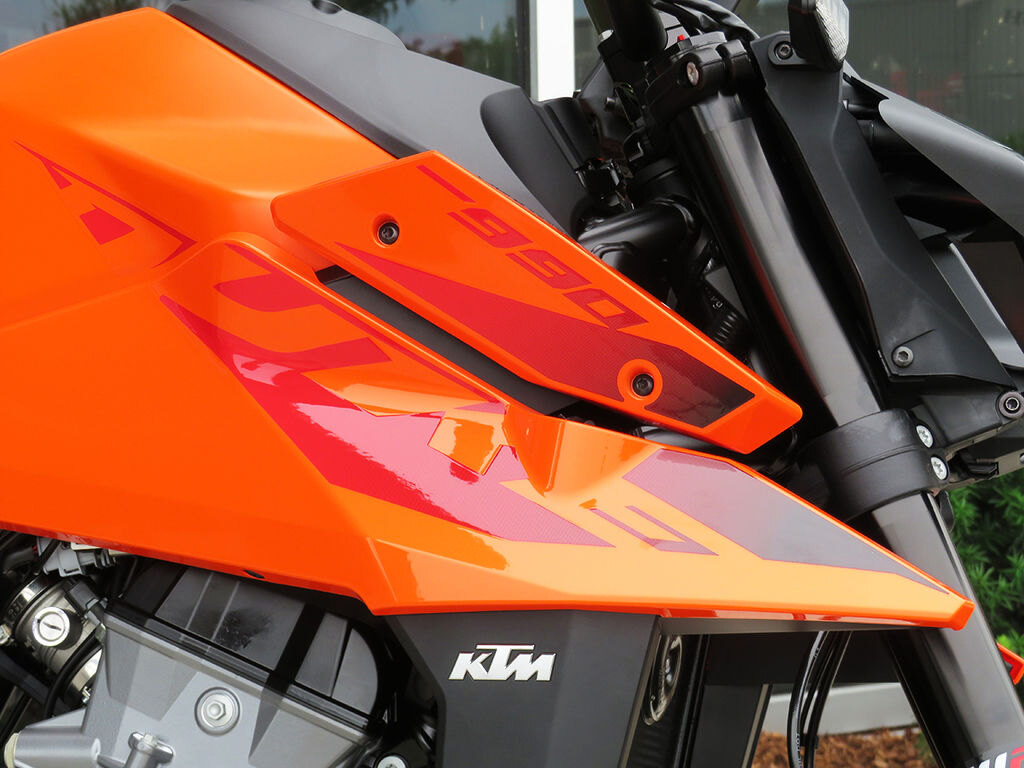 2024 KTM 990 Duke