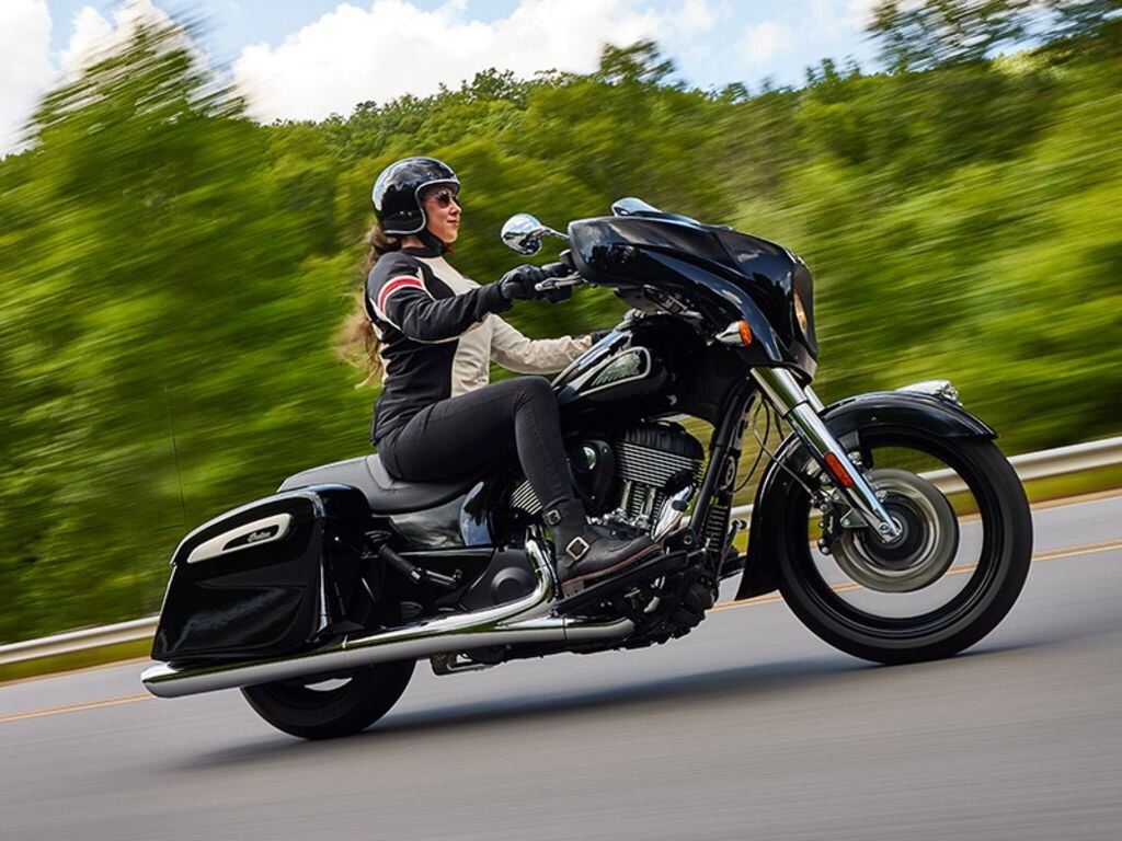 2024 Indian Motorcycle Chieftain Black Metallic