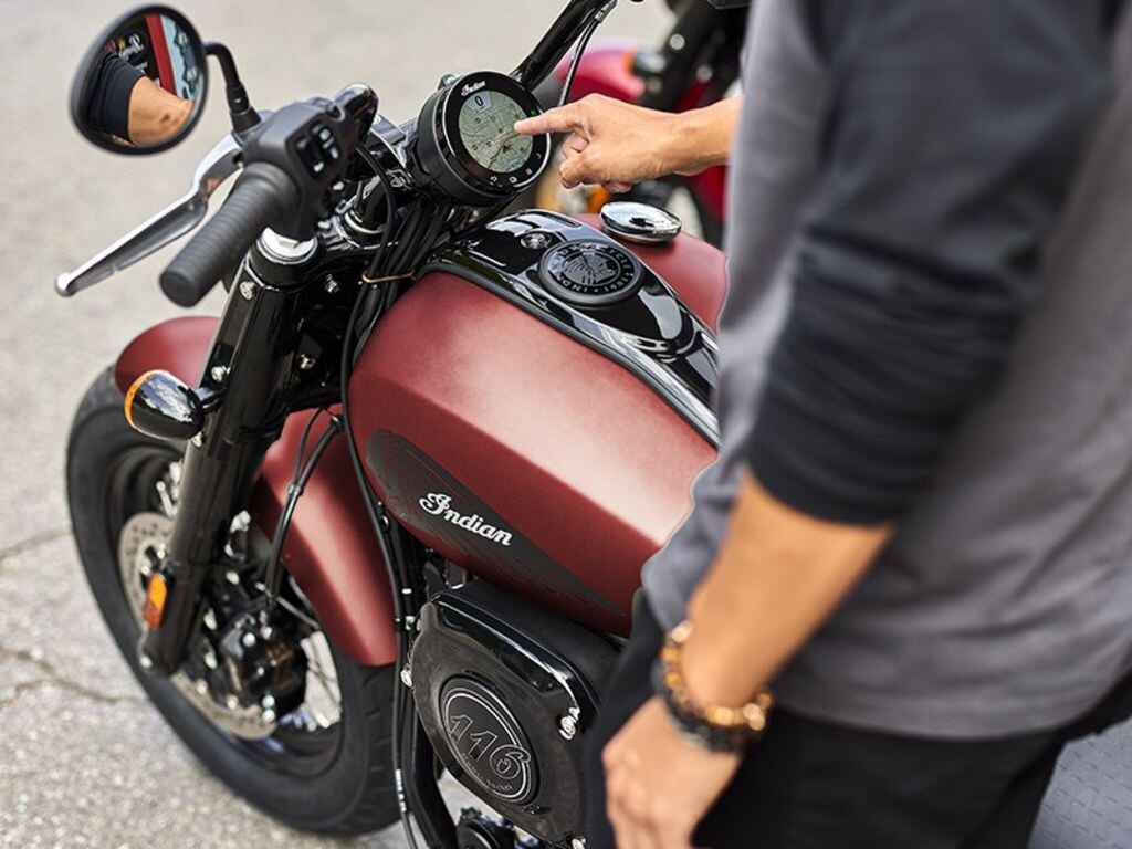 2024 Indian Motorcycle Chief Bobber Dark Horse Sunset Red Smoke