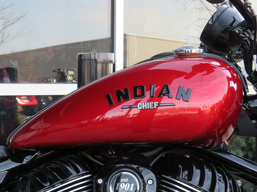 2024 Indian Motorcycle Chief Dark Horse Sunset Red Metallic