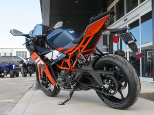 2024 KTM RC 390