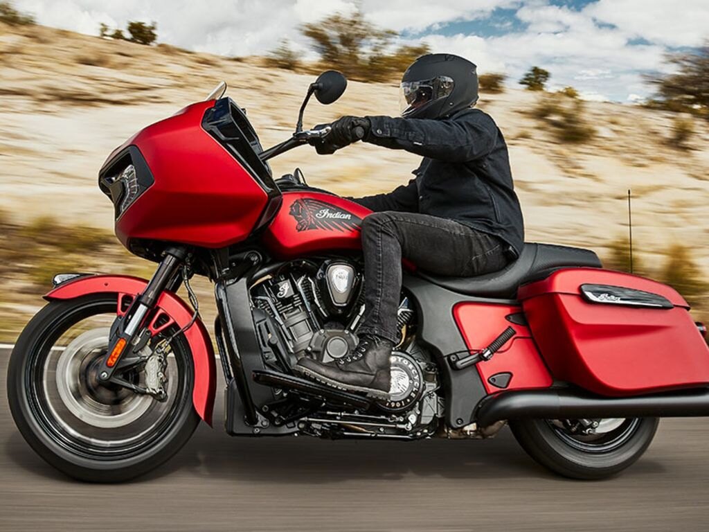 2024 Indian Motorcycle Challenger Dark Horse Sunset Red Smoke